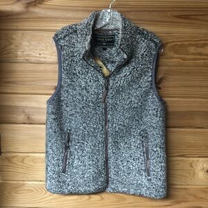 True Grit Gray Sherpa Vest Size Small Dual Zipper Pockets Fall Winter Warm